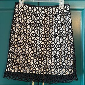 Anthropologie 9-H15 STCL black Dilated Lace pencil skirt size 2